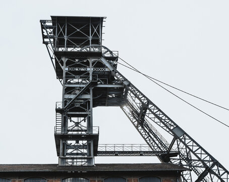 Ancienne structure de la Mine de Saint-Etienne aux Puits Couriot
