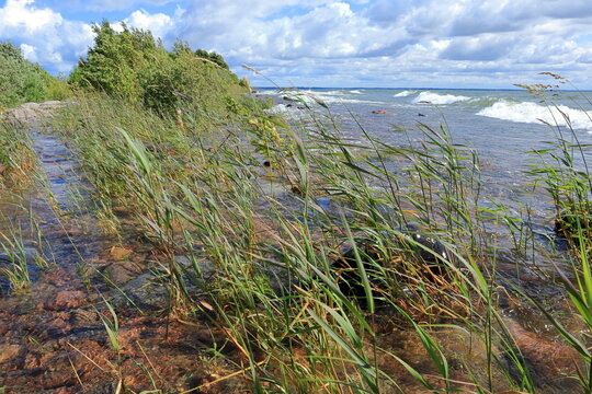 Lake V&auml;nern. Summer day. Hindens rev, Sweden, Scandinavia, Europe.