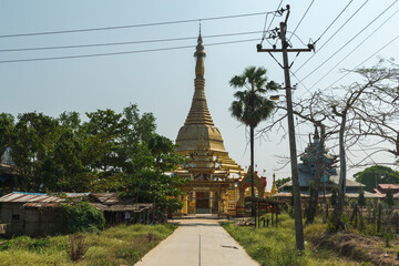 An entrance lane to Kyaik Danote Pagoda, Dala