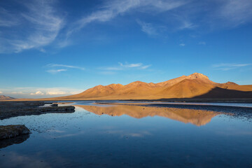 Fototapeta na wymiar Lake in Chile