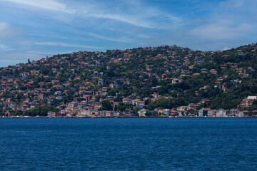 Fototapeta na wymiar Cityscape View from the water to buildings in the city of Istanbul 