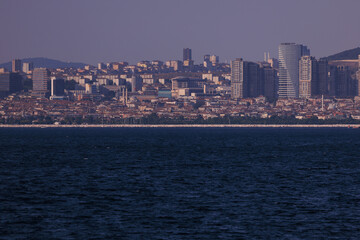 Fototapeta premium Cityscape View from the water to buildings in the city of Istanbul 