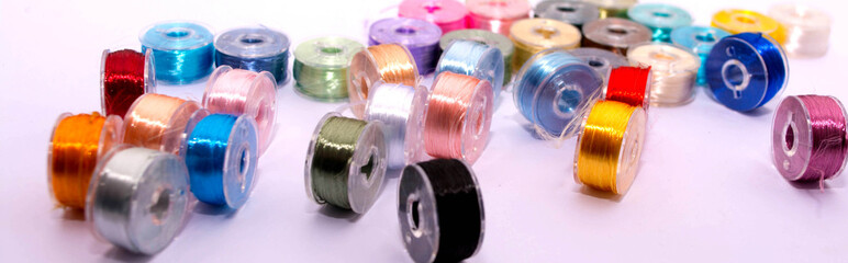 Silk threads - 750193187