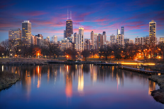 Chicago, Illinois, USA. Cityscape image of Chicago skyline at winter sunset.
