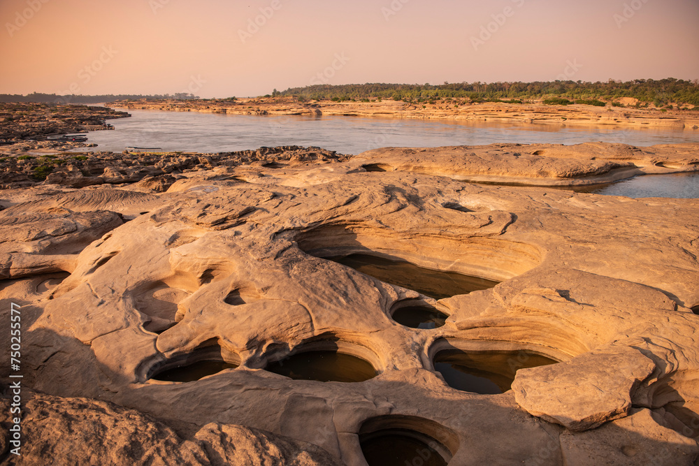 Poster thailand ubon ratchathani khong chiam mekong river