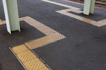 駅構内の設備の風景 鳥取県 郡家駅