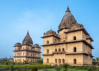 Obraz premium Orchha Palace Fort, Raja Mahal and chaturbhuj temple from jahangir mahal, Orchha