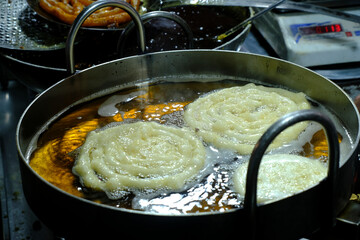 Indore Sarafa Bazaar, India’s Midnight Food capital of Madhya Pradesh, Taste of India.