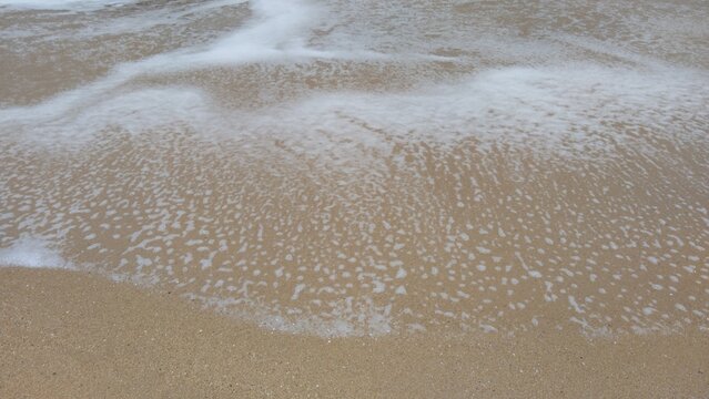 Olas en la costa