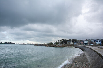Joli paysage de mer en hiver sur la côte bretonne - France