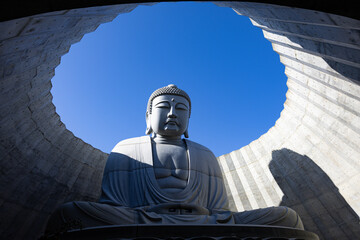 Hill of the Buddah, This Buddha statue was designed by Tadao Ando, a famous Japanese architect. Atama Daibutsu: Mysterious Buddha Found in the Middle of a Hokkaido