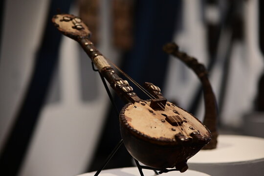 instrumento de corda antigo