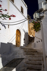Fototapeta na wymiar Typical street architecture in the Mediterranean region of Europe.