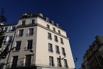 real estate in Paris , Haussmanian building