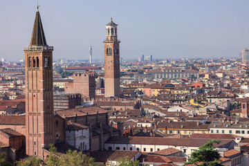 Fototapeta na wymiar aerial view of Verona downtown