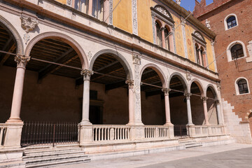 Fototapeta na wymiar loggia del consiglio in Verona