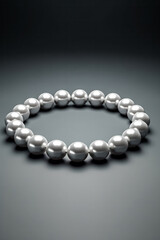Obraz premium An exquisite natural pearl bead bracelet, a symbol of elegance and sophistication, beautifully crafted for refined fashion statements.