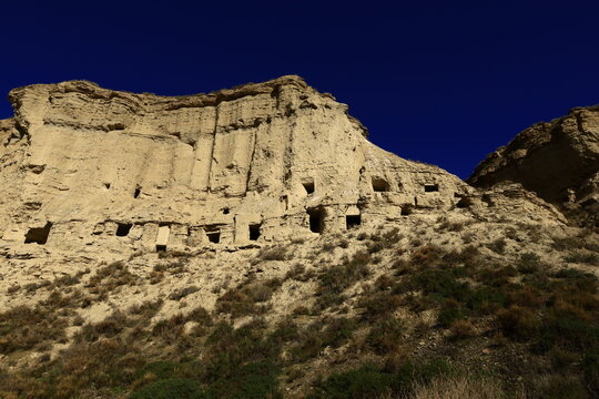 The caves of Arguedas are located in the province and autonomous community of Navarre, northern Spain