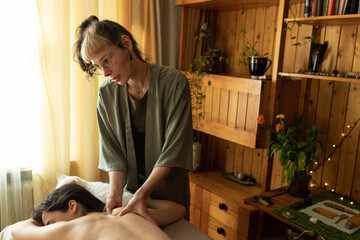 shoulder blade massage