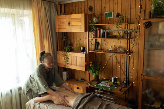 the process of warming up the body before a massage