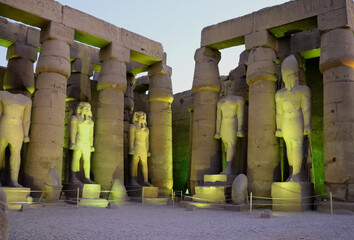 エジプト ルクソール ルクソール神殿 
Egypt Luxor Luxor Temple