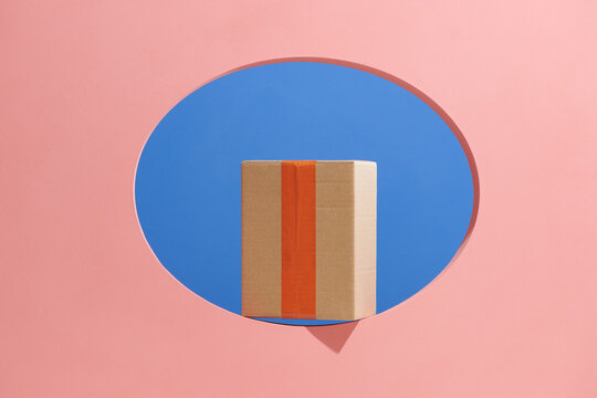  Cardboard box with floating on big hole