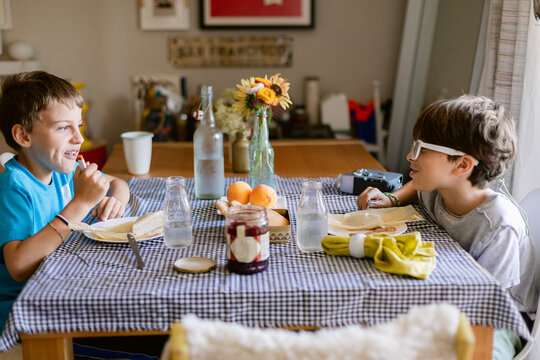 Kids having breakfast after sleepover