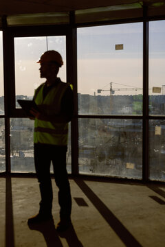 ArchitectUse Digital Tablet Work Construction Site