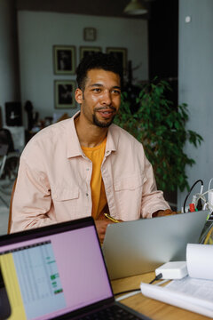 Manager small talk computer shared co-working connection addressing 
