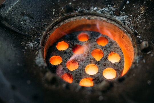 Honeycomb briquette coal