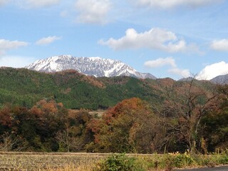 山の雪景