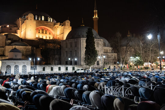 People praying at Hagia Sophia Mosque.