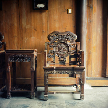 Grand Master Chair and Square Table
