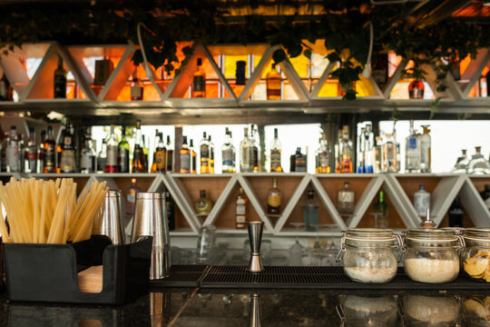 Bar counter
