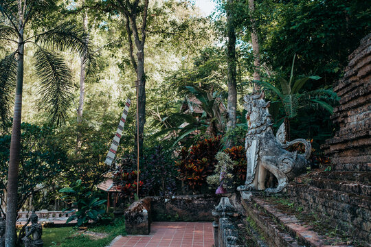 The grounds of Wat Phra Lat in Northern Thailand