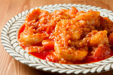 フレッシュトマトのエビチリ