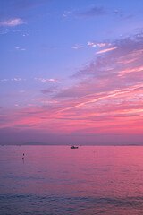 美しい夕焼けの海