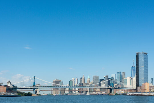 Manhattan Bridge with nyc