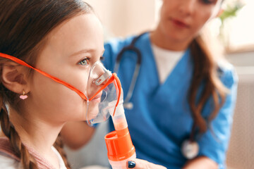 Family doctor came to the patient's home