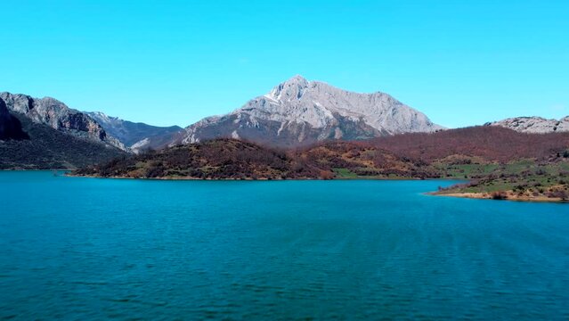 Embalse del Porma (Le&oacute;n)