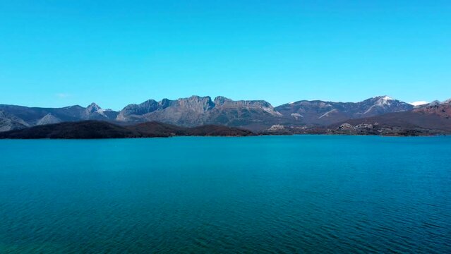 Embalse del Porma (Le&oacute;n)