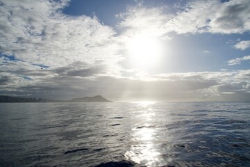 Honolulu Sea, Diamond Head and Sun Landscape
