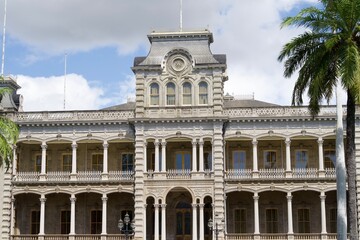 The beautiful buildings of Iolani Palace in Hawaii