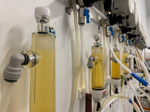 beer lines cellar bouy fob (foam on beer) detector at pub bar cellar primer which jar empty as keg empties then fill when changed float goes up to stop air getting in line beer lines cellar bouy fob 