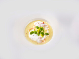 Spargelsuppe, Kresse, radieschen, Suppe, fine dinning, Creme,