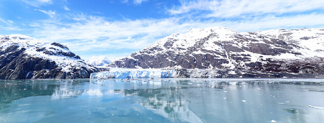 Panoramic Margerie Glacier in Glacier Bay National Park, Alaska, USA