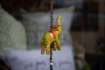 Adorno de elefante hindú colgante