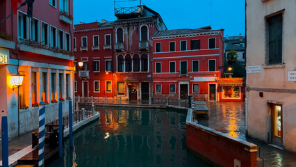 Medieval houses, narrow canals, bridges, gondolas in Venice, Italy, February 10, 2024. High quality 4k footage - obrazy, fototapety, plakaty