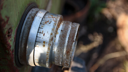 an adjustable circular element used for a lathe