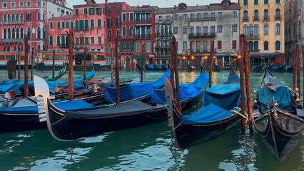 Fototapeta na wymiar Medieval houses, narrow canals, bridges, gondolas in Venice, Italy, February 10, 2024. High quality 4k footage